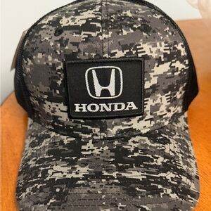 HONDA Digitized Camouflage Trucker Hat